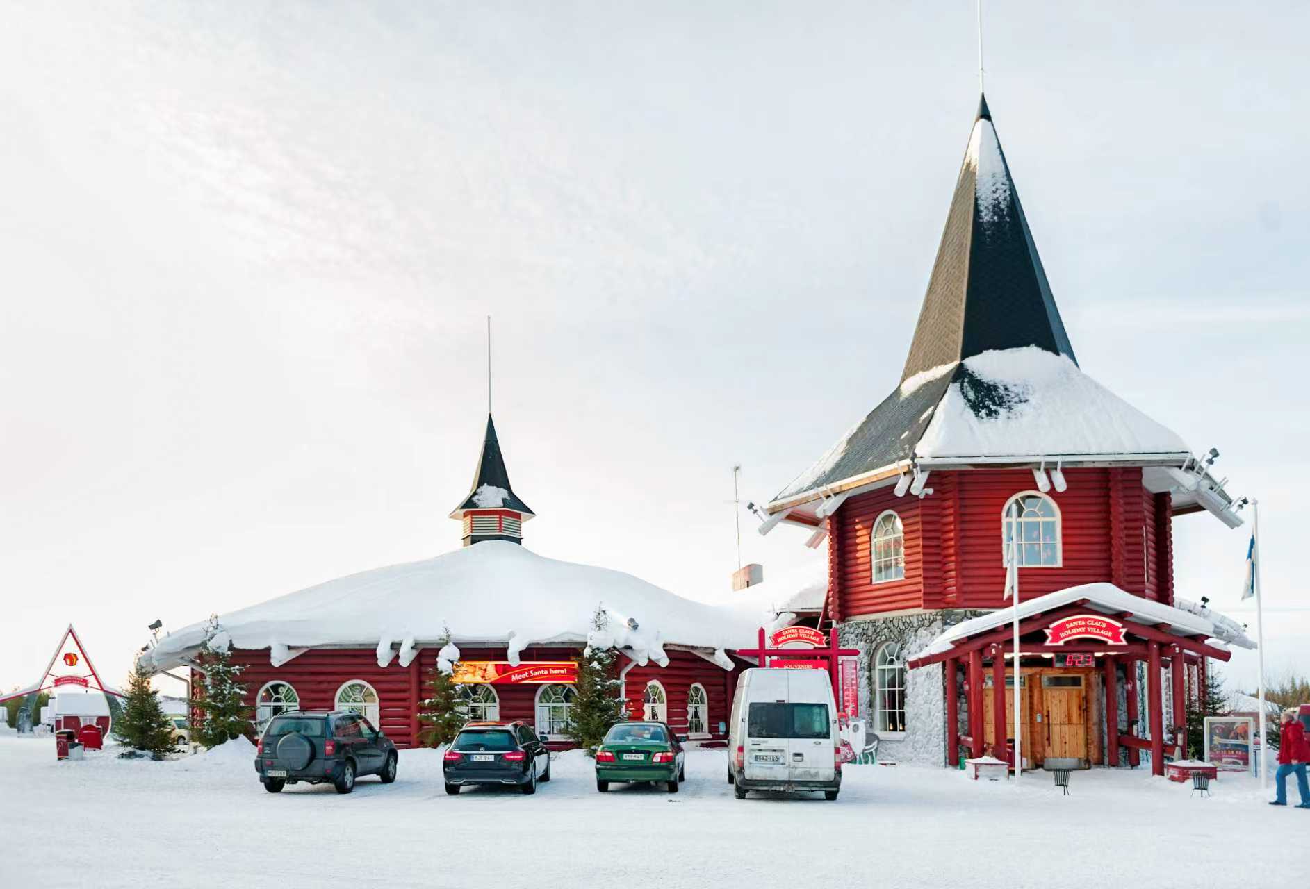 引入数字管理技术，香港银象工艺厂提升节日工艺品生产精度与效率